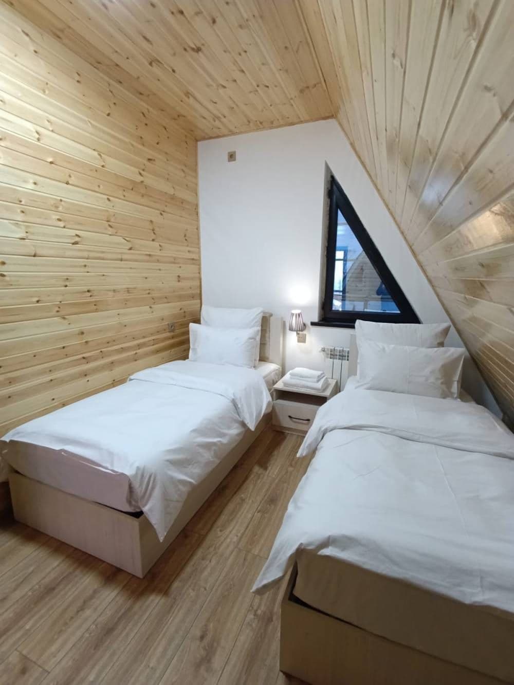 Qafqaz A-Frame Sheki – 3-bedroom, 2-bathroom cozy A-Frame rental with nature view - photo 13