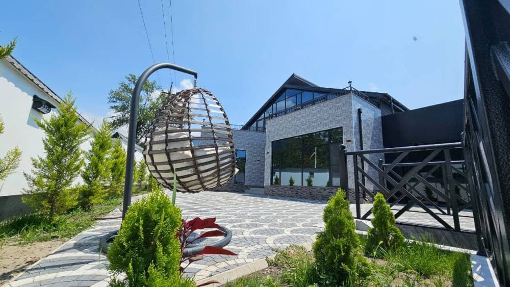 Luxury Milan Mountain Ponoramic Villa, indoor heated pool and jacuzzi with mountain view - photo 15