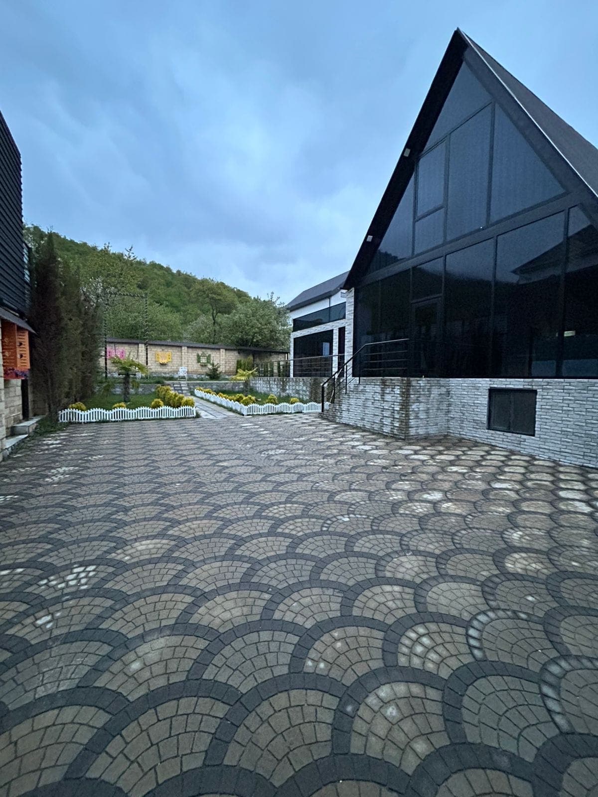 Qafqaz Mountain Terrace
