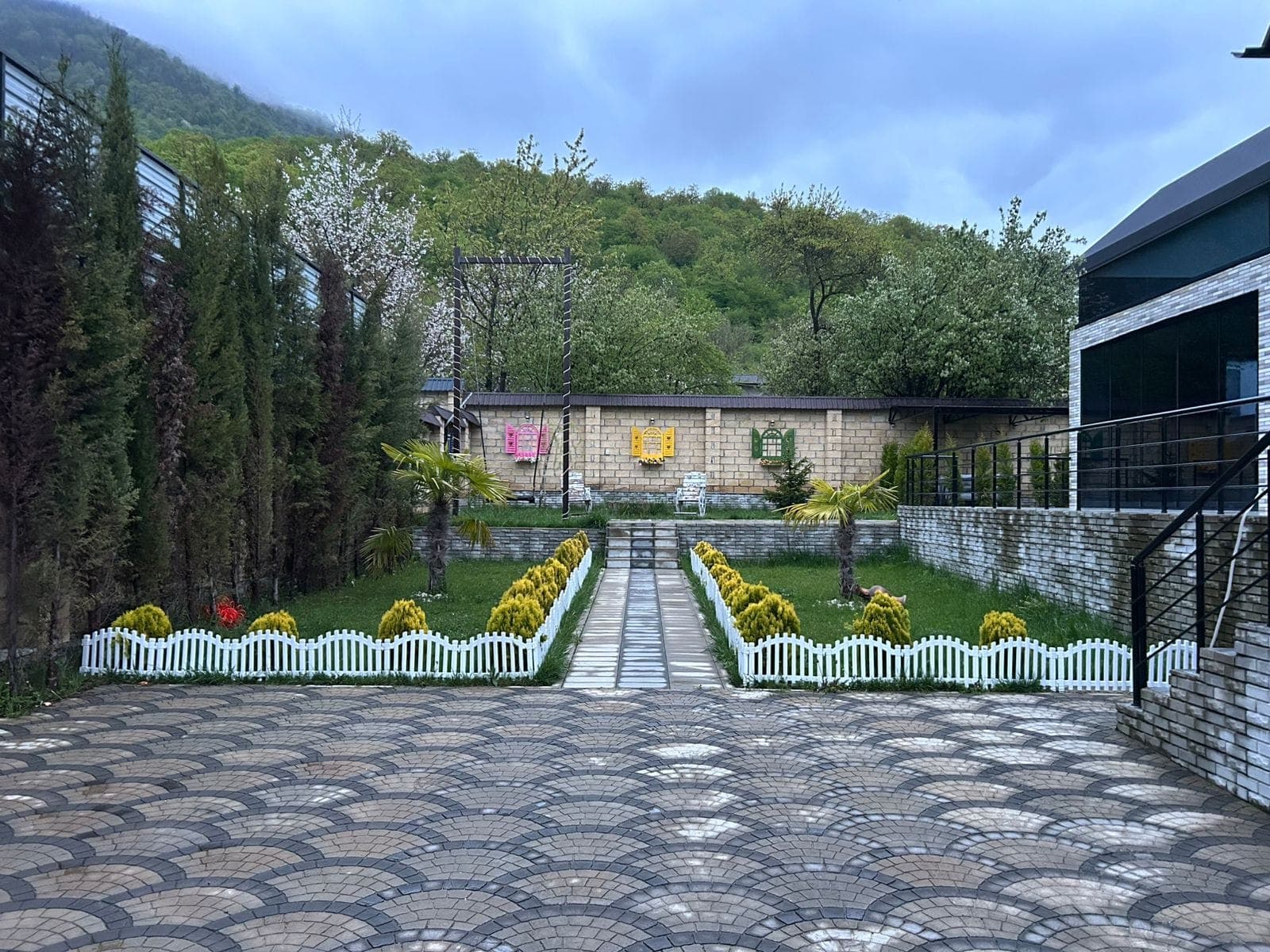 Qafqaz Mountain Terrace