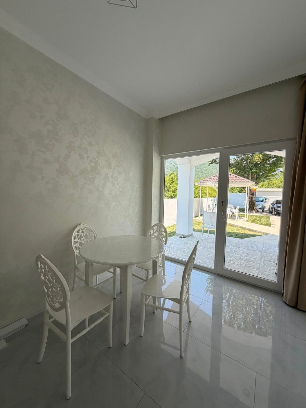 Qemervan Mountain Villa — فيلا للإيجار في غابالا مع مسبح