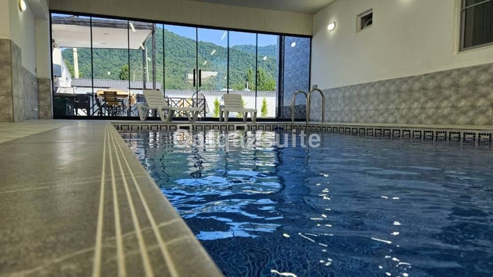 Luxury Milan Mountain Ponoramic Villa, indoor heated pool and jacuzzi with mountain view - photo 4