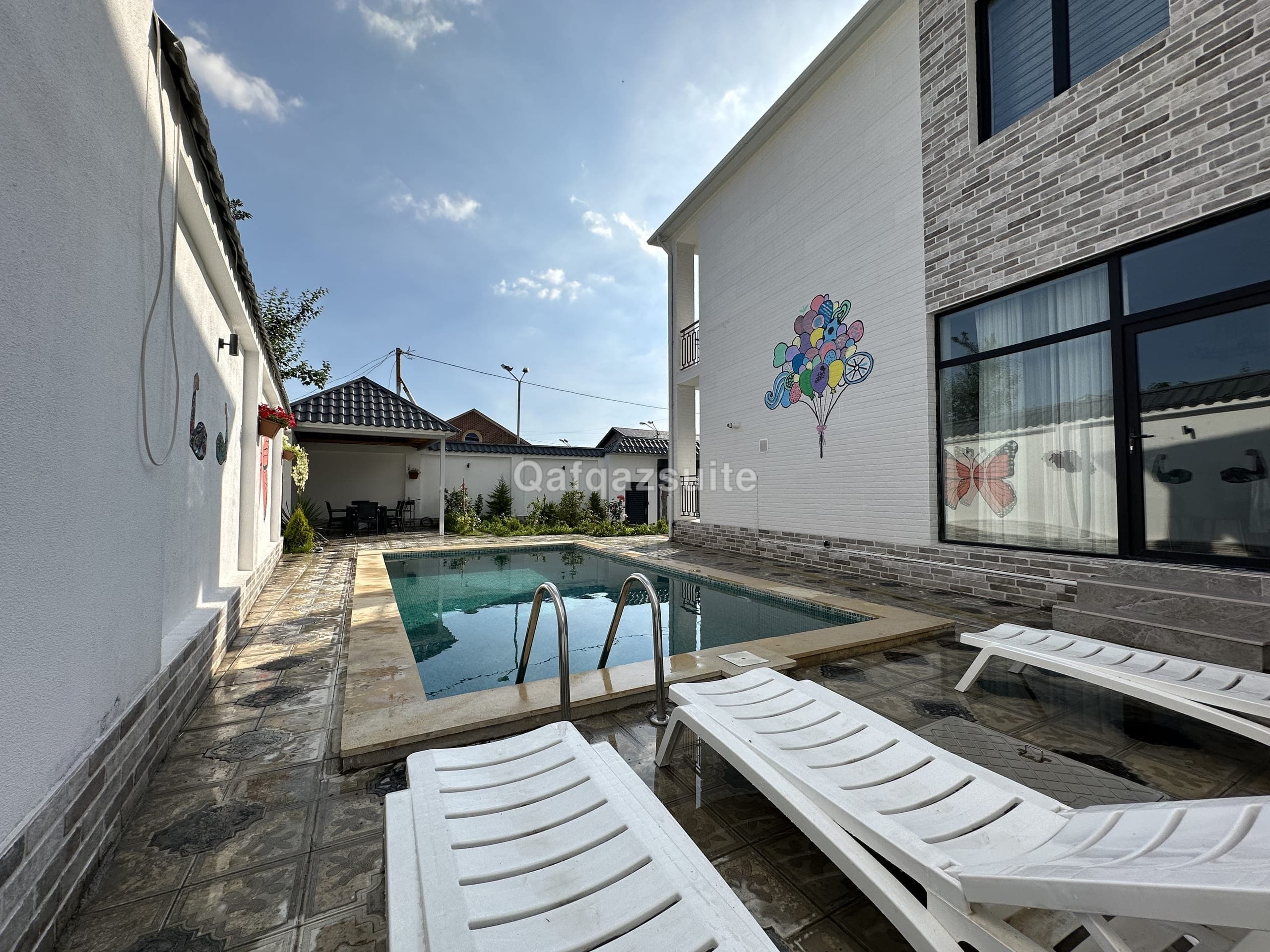 Qafqaz Suite Bluesky