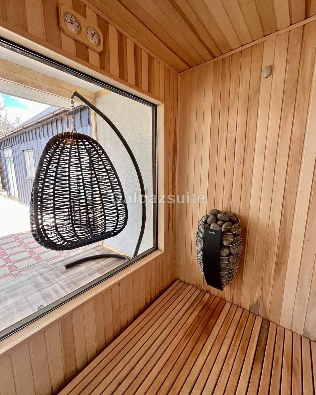 Qafqaz Suite Wood Stack