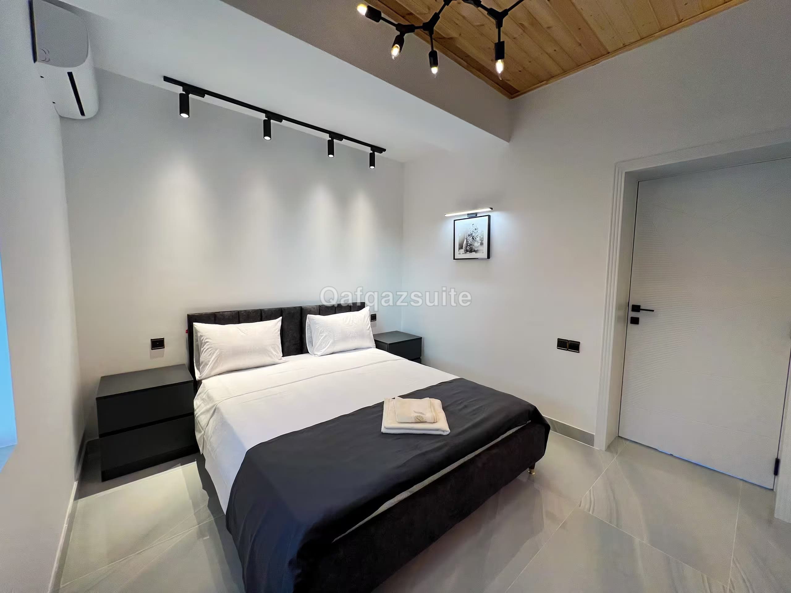 Area36 Royal Chalet
