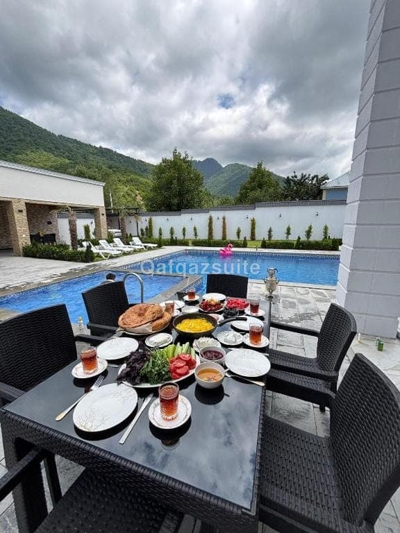 Palmen Villa Gabala