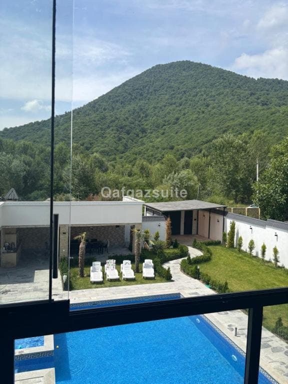 Palmen Villa Gabala